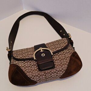 Coach Soho Signature Shoulder bag!!🩷🧁